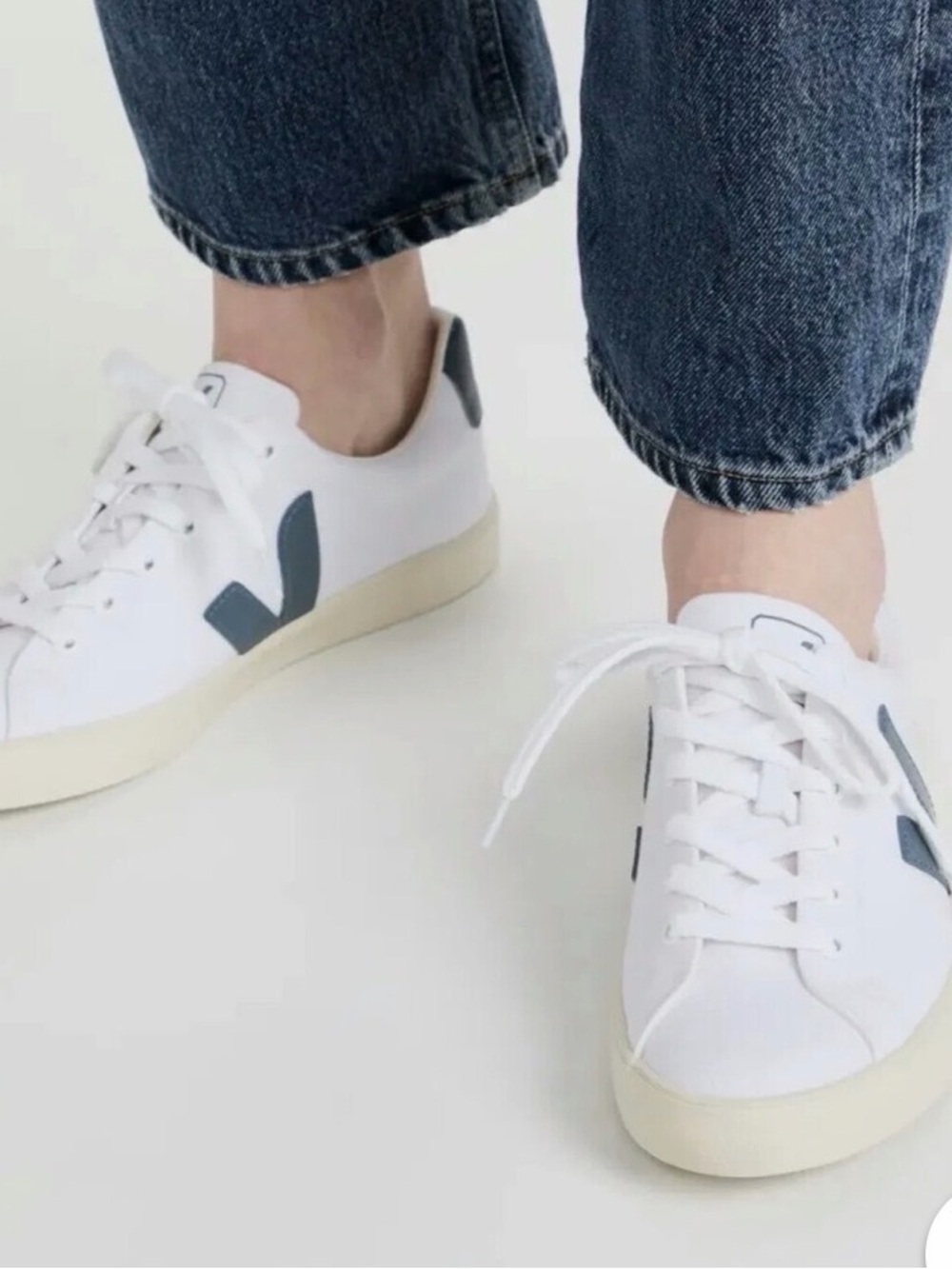 Veja Esplar SE Canvas Sneaker White Blue size 6